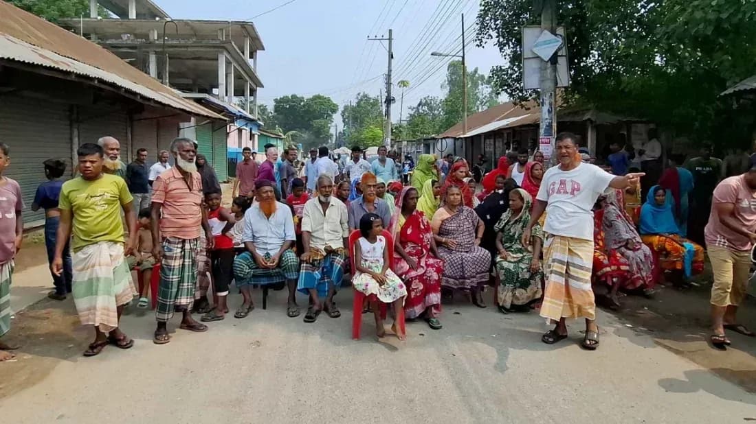 Locals Block Road with Chairs and Tables to Demand Electricity